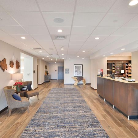 Hampton Inn & Suites Menomonie-Uw Stout מראה חיצוני תמונה