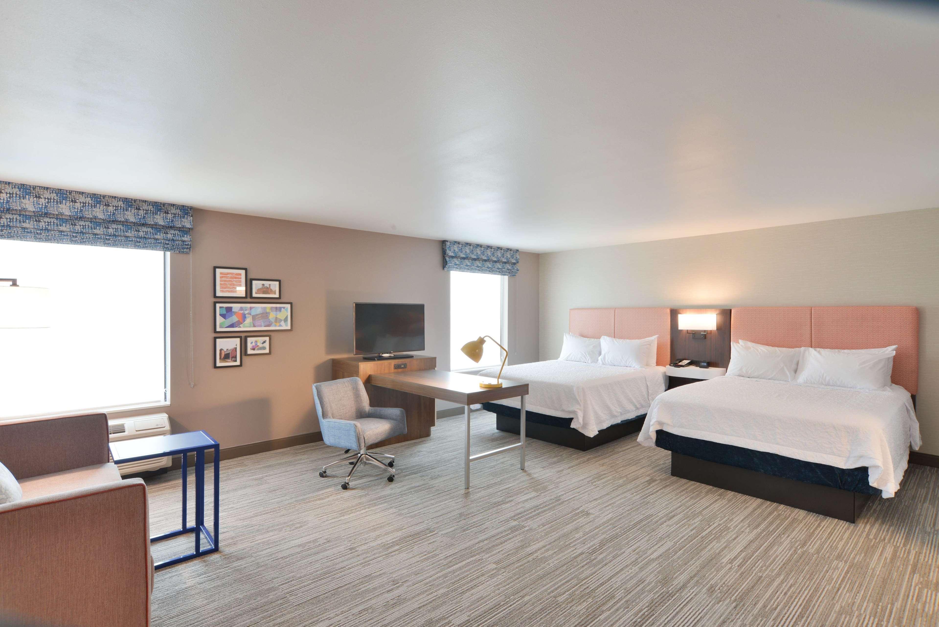 Hampton Inn & Suites Menomonie-Uw Stout מראה חיצוני תמונה