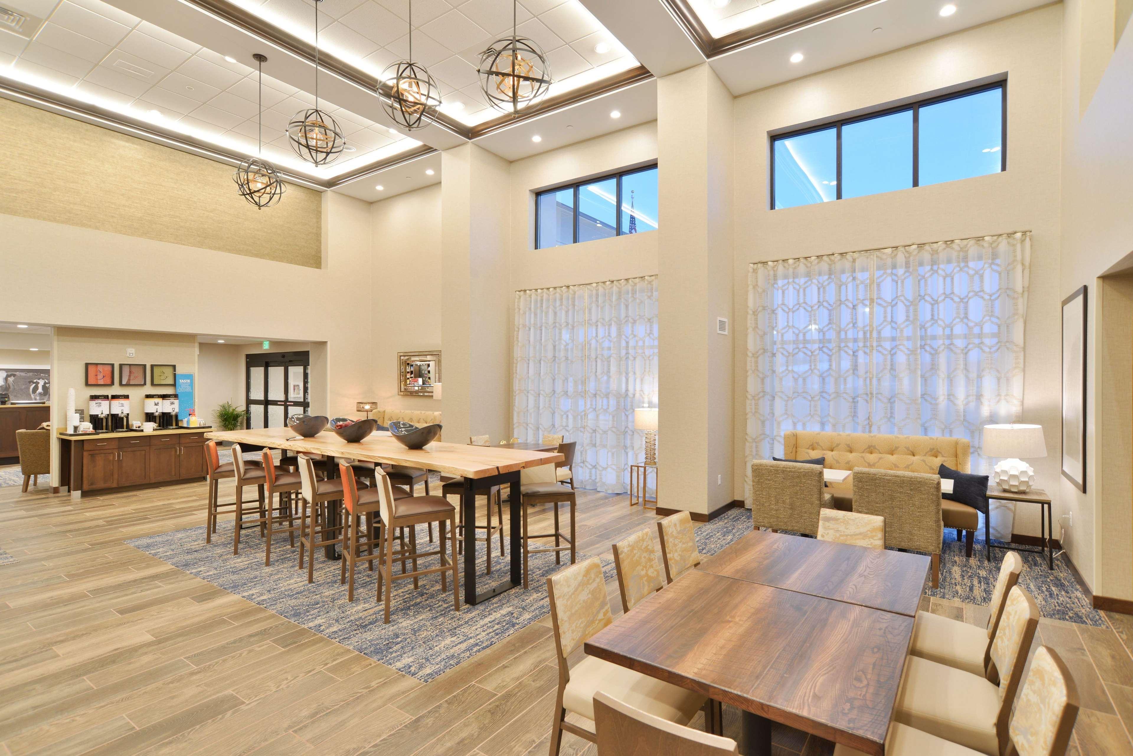 Hampton Inn & Suites Menomonie-Uw Stout מראה חיצוני תמונה