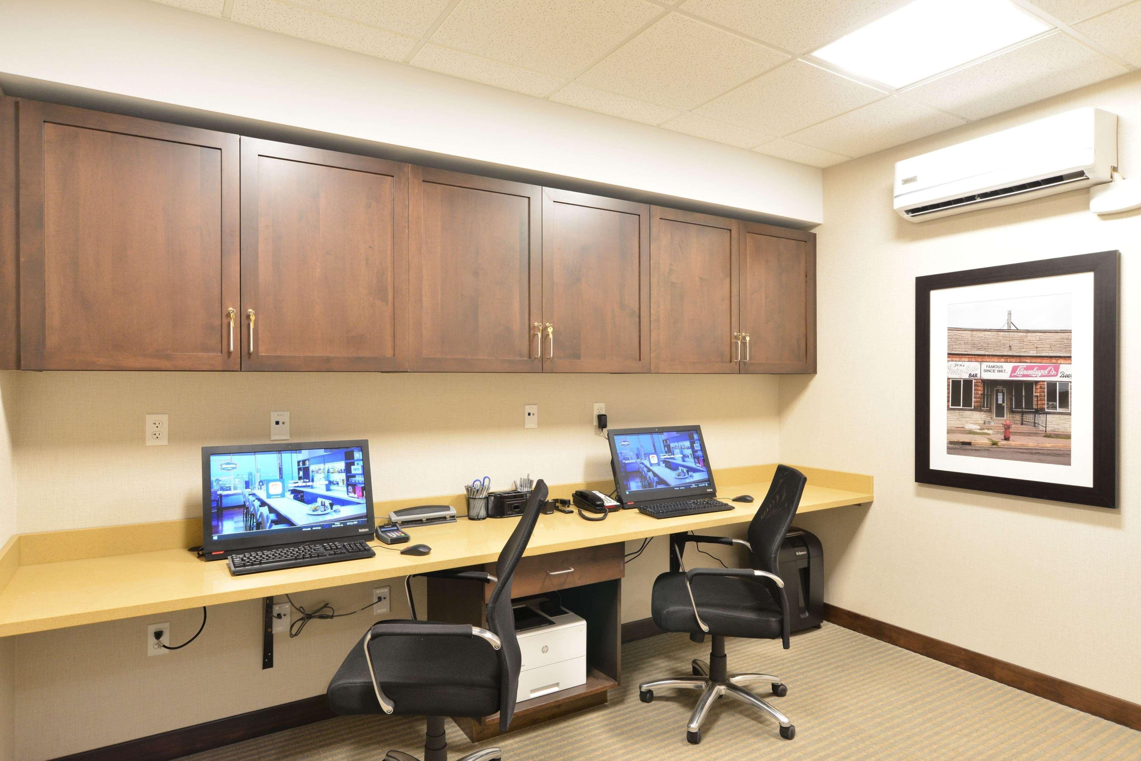 Hampton Inn & Suites Menomonie-Uw Stout מראה חיצוני תמונה