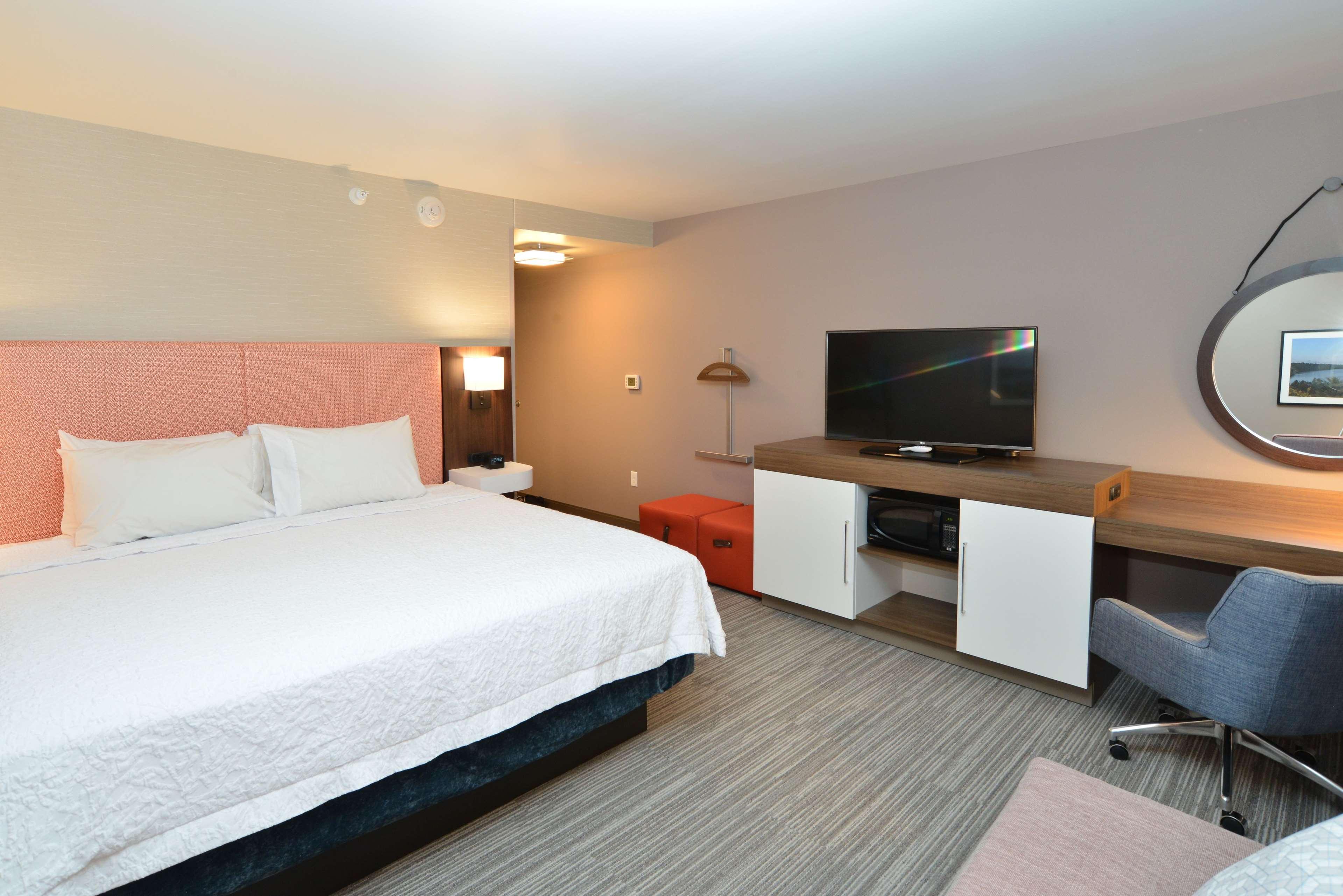 Hampton Inn & Suites Menomonie-Uw Stout מראה חיצוני תמונה