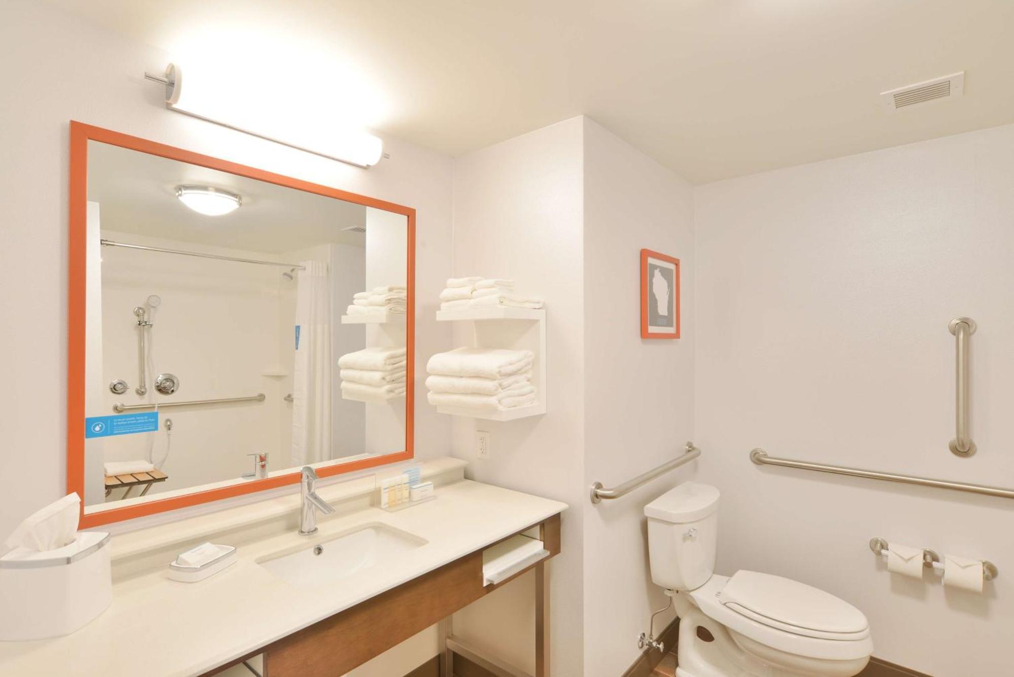 Hampton Inn & Suites Menomonie-Uw Stout מראה חיצוני תמונה