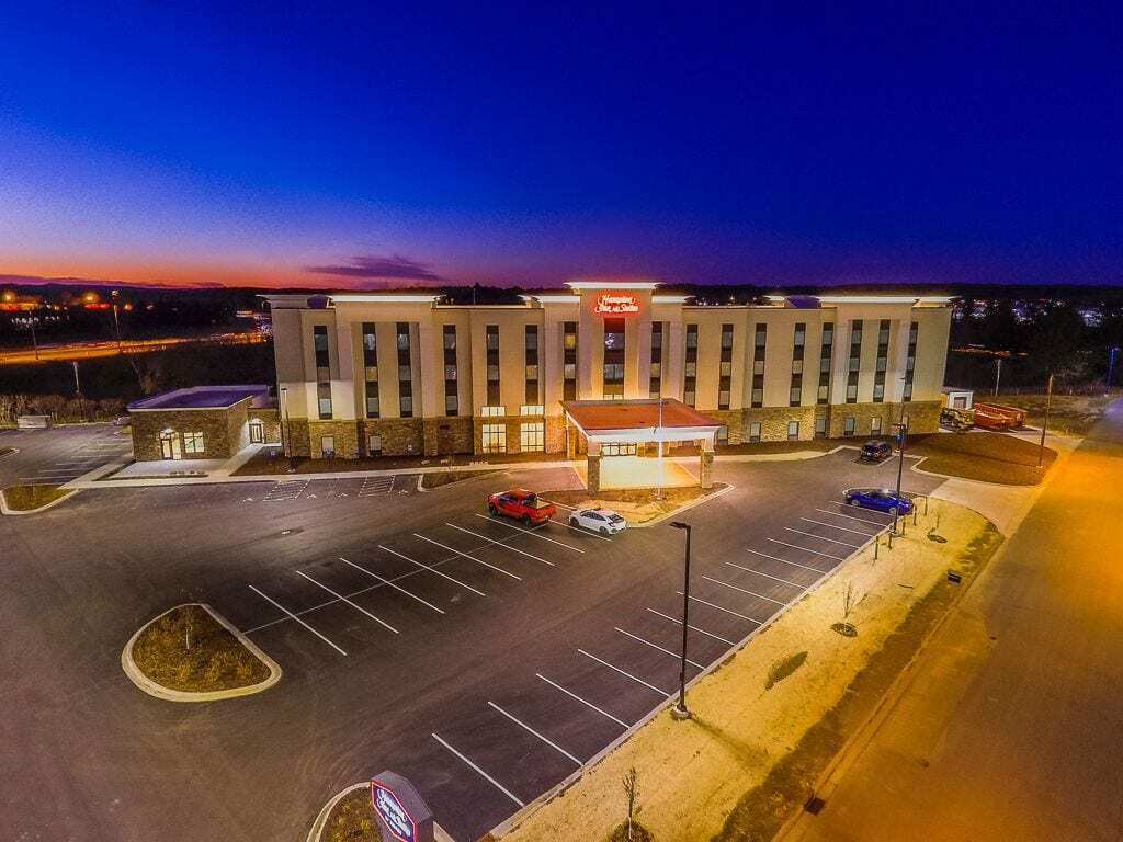 Hampton Inn & Suites Menomonie-Uw Stout מראה חיצוני תמונה